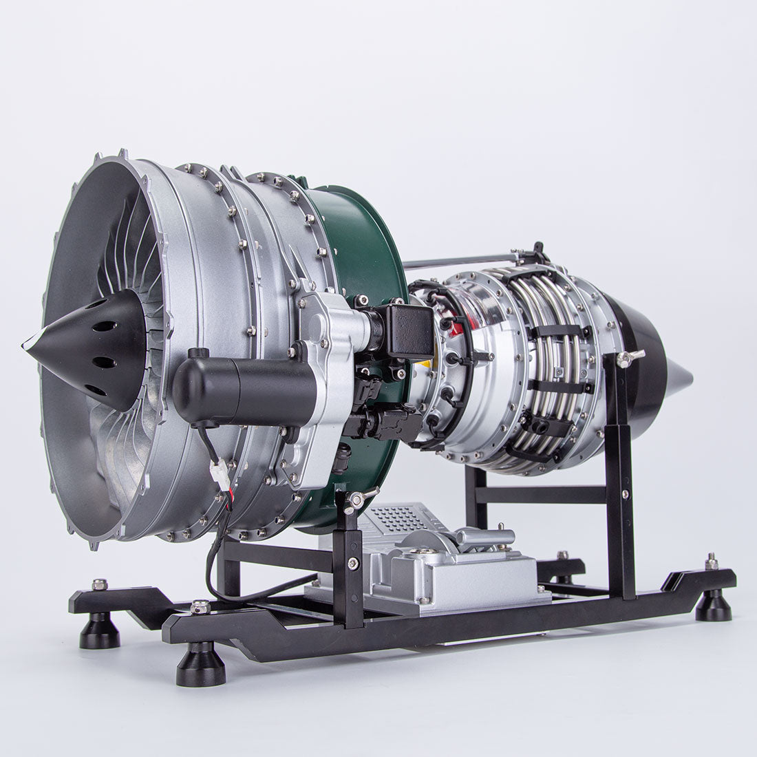 TECHING turbofan engine model detail view
